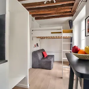 Lovely Mezzanine In The Heart Of 3m Parigi
