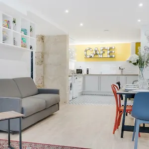 Loft Design For 8 People In Heart Of Apartamento